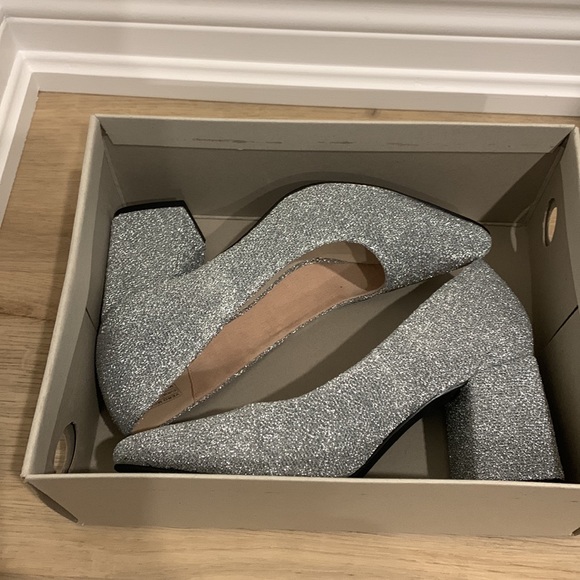 BNWT VERO MODA GLITTER CHUNKY PUMP SIZE 5 - Picture 6 of 8